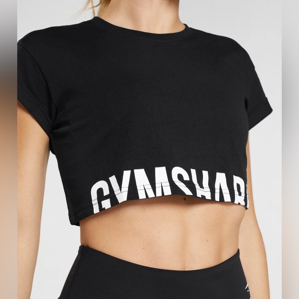 Gymshark Black Cropped Tee